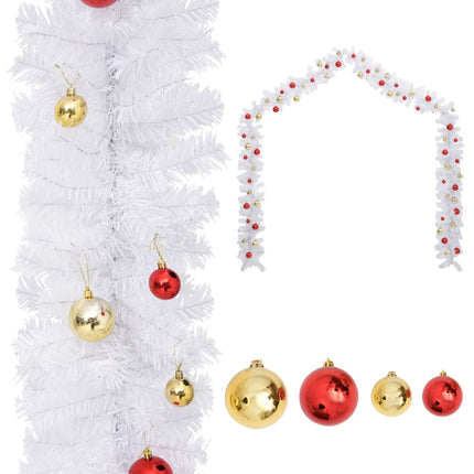 Guirlande De Noël Décorée Avec Boules
